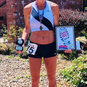 Size medium Tracksmith Bell Lap Crop